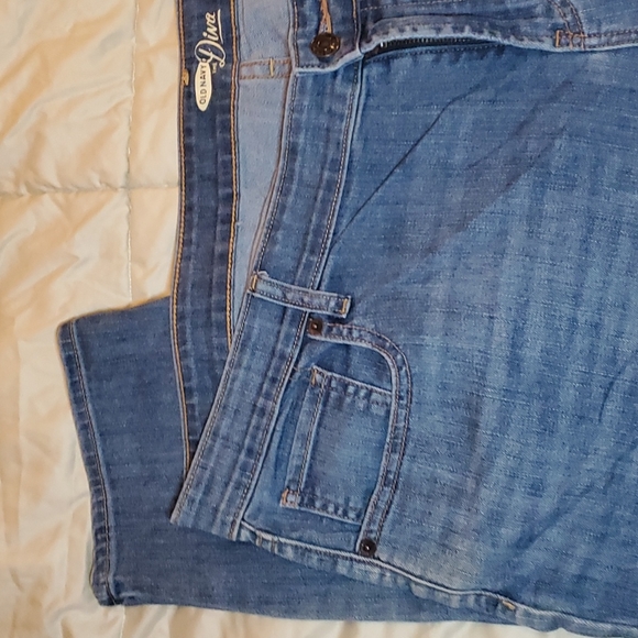 Old Navy Plus Sizes The Diva Skinny Jeans - Picture 2 of 7